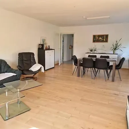 Gemuetliche In Apartment
