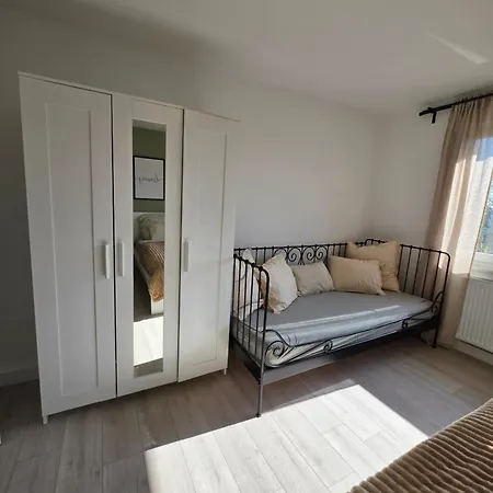 아파트 Moderne Mit Balkon In 카를스루에