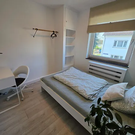 Moderne Mit Balkon In * Καρλσρούη